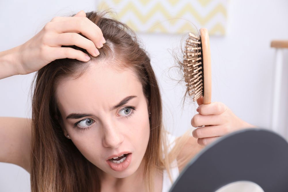 Средство для роста волос: как избавиться от выпадения волос и улучшить его внешний вид